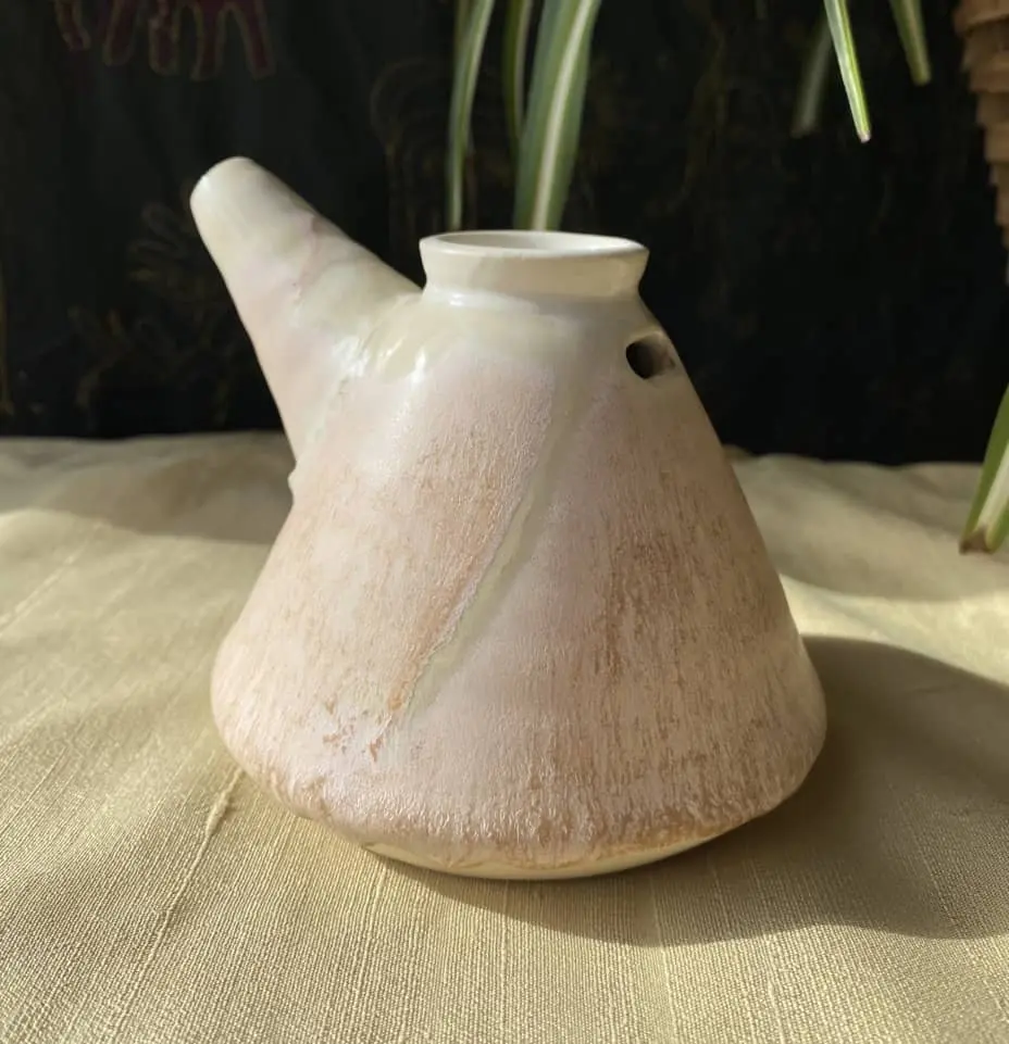 Ceramic water pipe bubbler with pink glaze